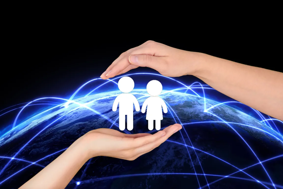 Como ensinar crianças e adolescentes a se protegerem online